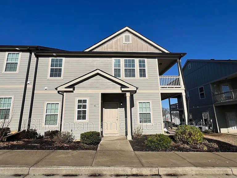 752 Tarvin Cir #752 — Photo 1