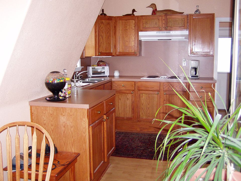 2nd image of 343 Bracht Dr