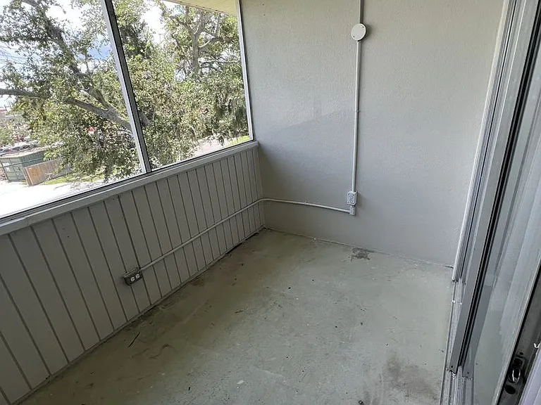 21260 Brinson Ave — Photo 13
