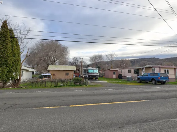 736 Hostetler Way W, The Dalles, OR 97058