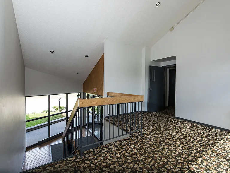 1375 Kensington Pkwy — Photo 18