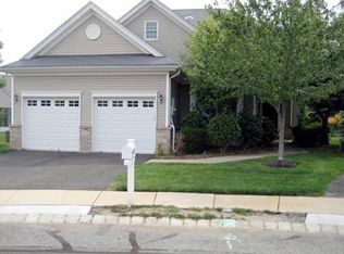 299 Heather Way, Monroe, NJ 08831