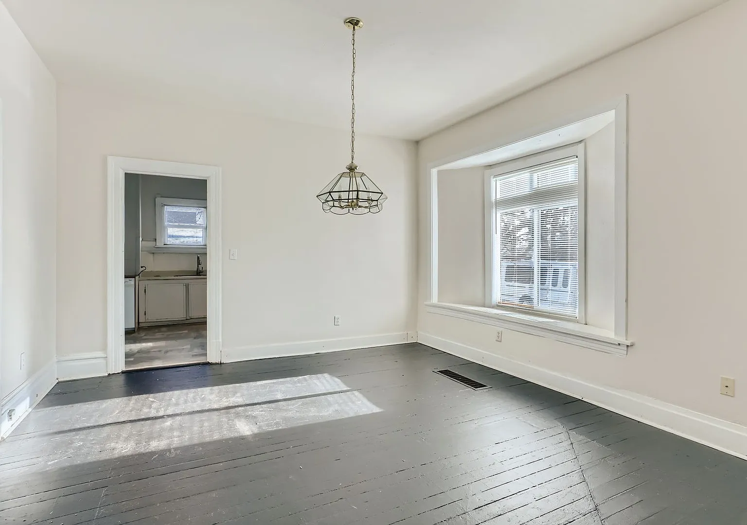 Great Central Seattle 3 Bed Home For Lease! — Photo 3