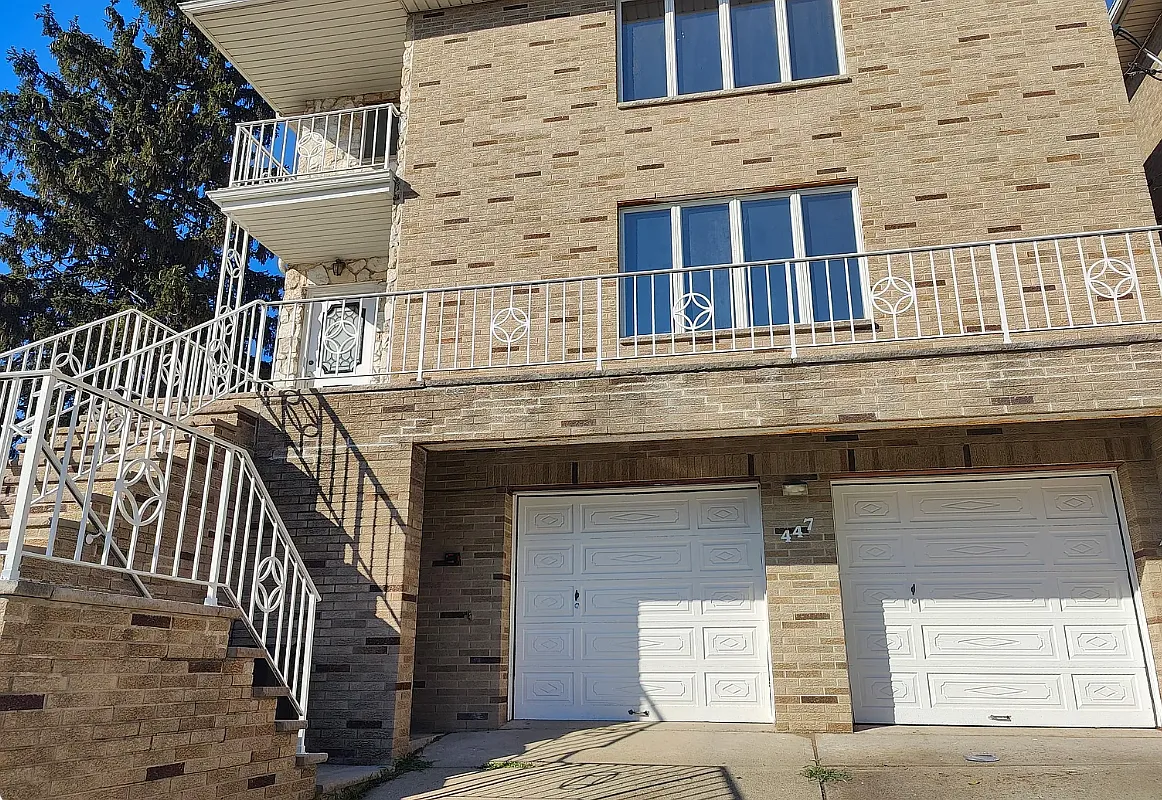 3 bed, 1600 sqft, $3,500 — Photo 1
