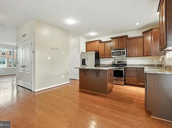 11354 Sandestin Pl, White Plains, MD 20695