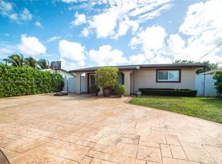 2519 Acapulco Dr, Miramar, FL 33023