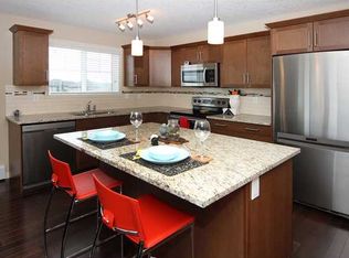 304 Cranberry Park SE #312, Calgary, AB T3M1W2