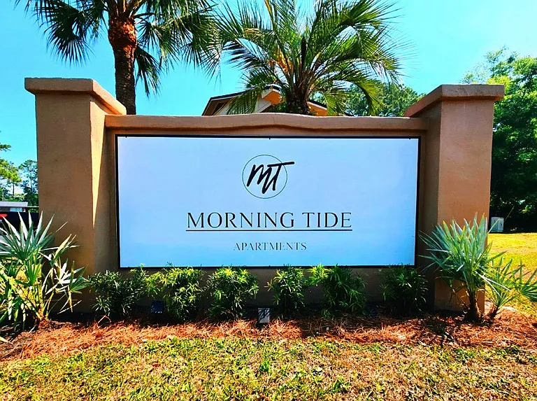 Morning Tide Apartments — Photo 22