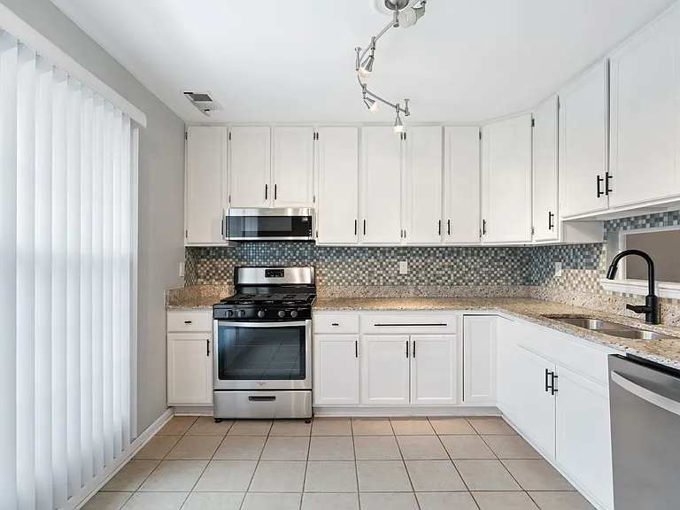 4405 Aspen Dr — Photo 19