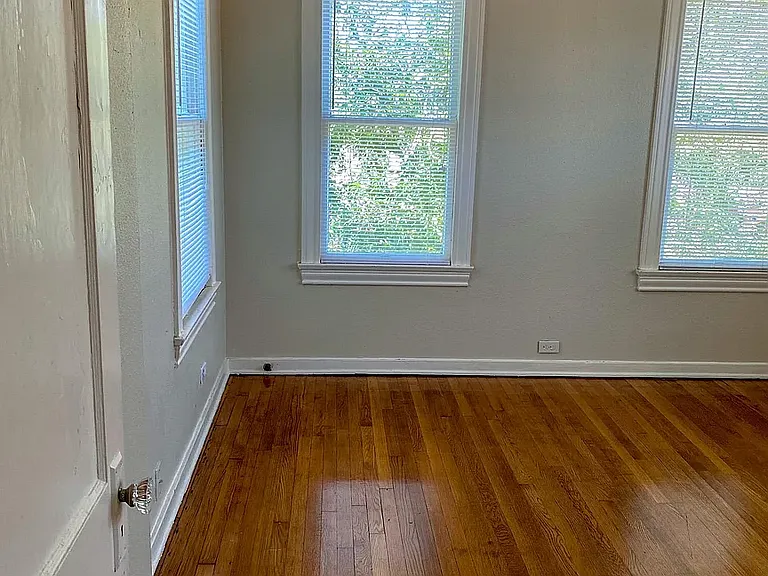 2053 W Gramercy Pl #1 — Photo 12