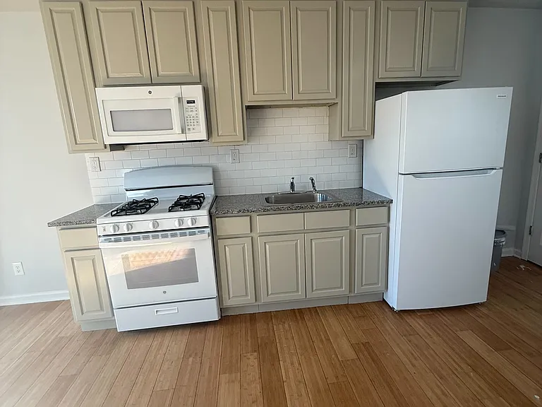 4143 Westminster Ave #2 — Photo 3