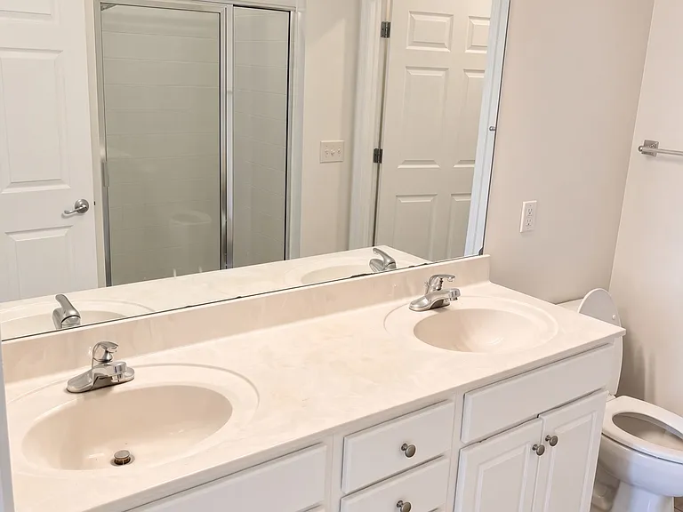 1364 Orchard Cir — Photo 5