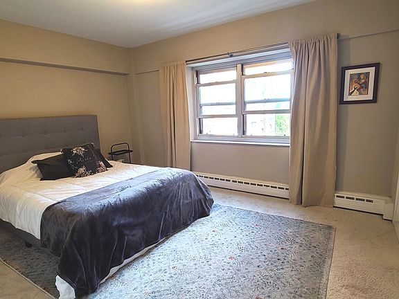 5th image of 4960 N Marine Dr APT 620