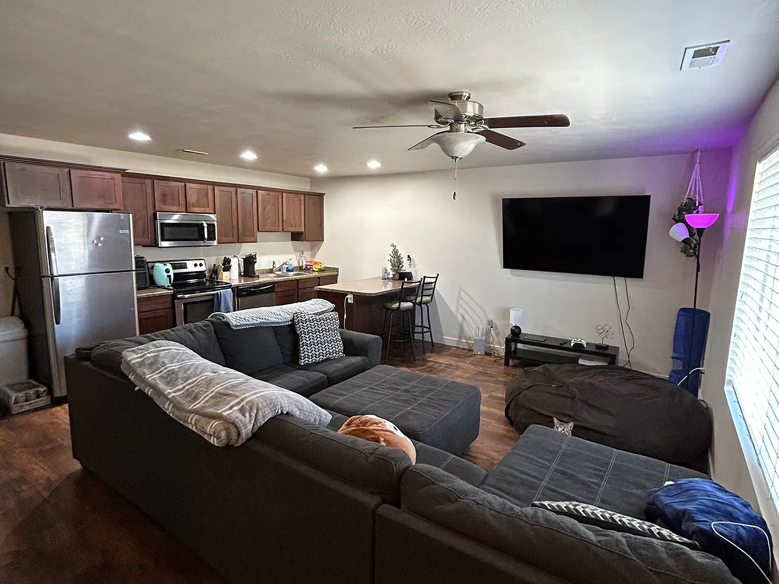3 bed, 1309 sqft, $750 — Photo 2