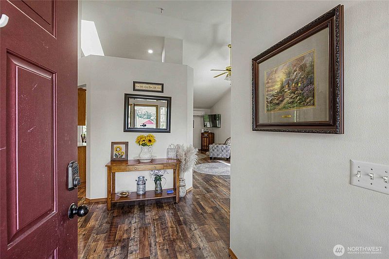 5th image of 20877 Stottlemeyer Road NE