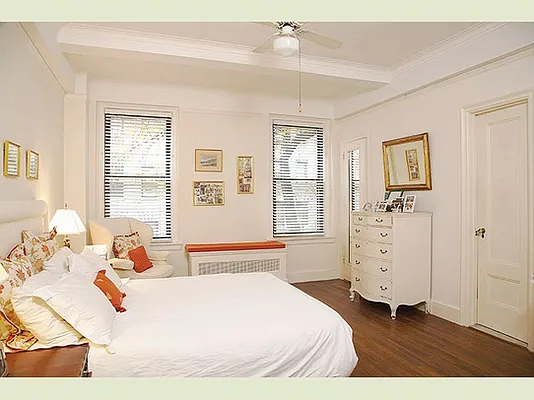 Sold by Stribling | media 11