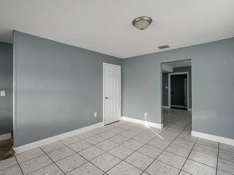 235 Palmetto Ave NW — Photo 7