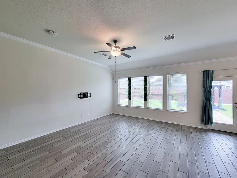 28638 Monarch Cliffs Dr — Photo 17