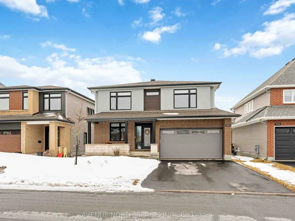 711 Moonflower Cres, Ottawa, ON K1T 0X8