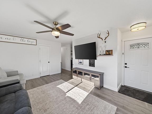 3rd image of 1254 Beltline Rd