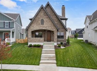 3230 SW Pergola Park Dr, Lees Summit, MO 64081