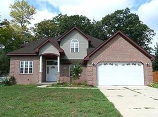 6062 Chamberlain St, Romulus, MI 48174