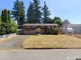 9031 46th Dr NE, Marysville, WA 98270