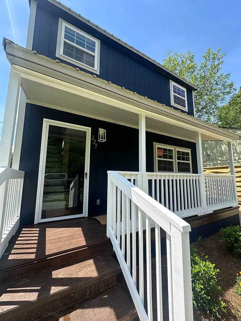 Tiny Home — Photo 3