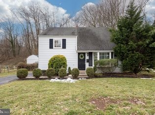 57 Robarts Dr, Phoenixville, PA 19460