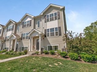 3741 Bailey Rd, Yorkville, IL 60560