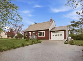 14 Barton Ln, Middletown, RI 02842