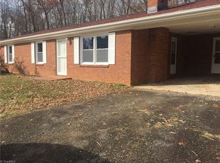 9370 Baux Mountain Rd, Germanton, NC 27019