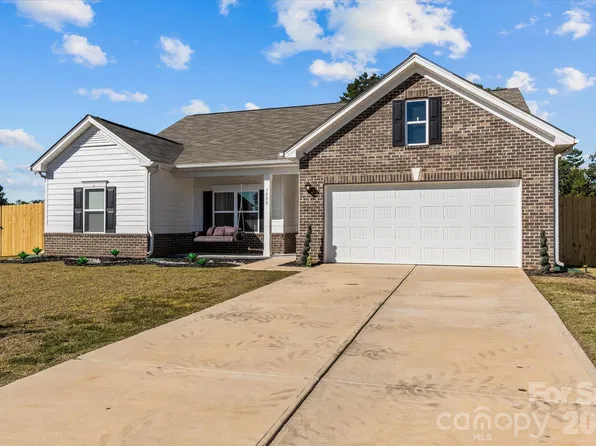 7533 Bridle Ct #5, Sherrills Ford, NC 28673