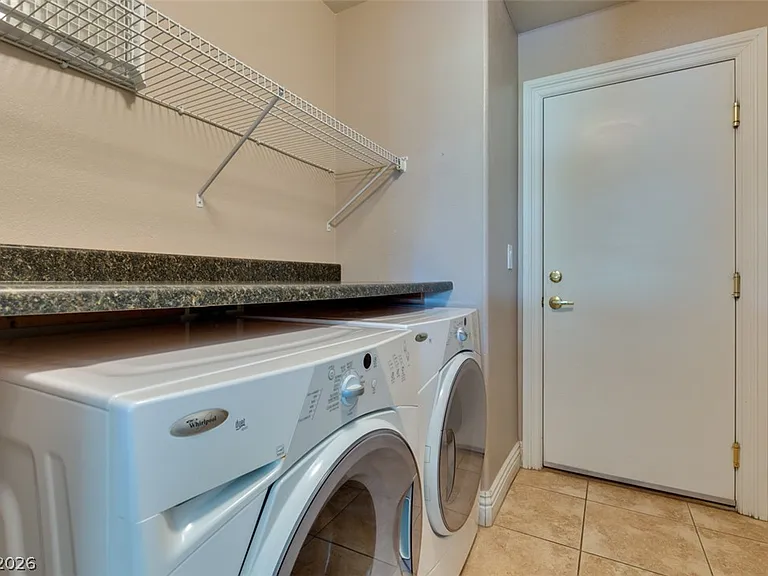 82 Rattlesnake Grass Ct — Photo 32