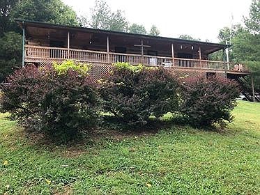2nd image of 429 Richardson Hollow Ln