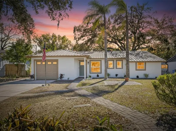 207 Lentz Rd, Brandon, FL 33510