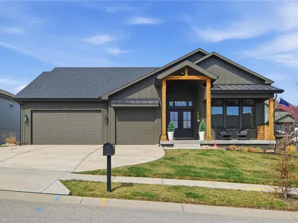 7614 N Skiles Ave, Kansas City, MO 64158