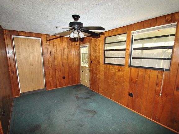 3rd image of 395 Orange Ln