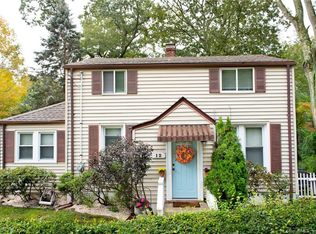 12 Manhassett Trl, Shelton, CT 06484