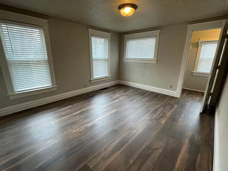 303 Washington St #3 — Photo 10