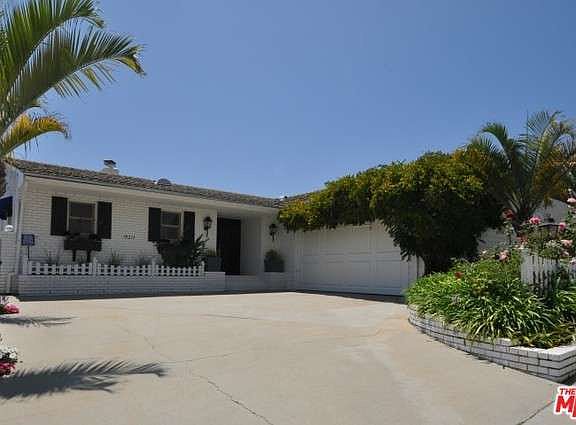 2nd image of 18216 Coastline Dr