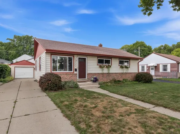 4045 S Hately Ave AVENUE, Saint Francis, WI 53235