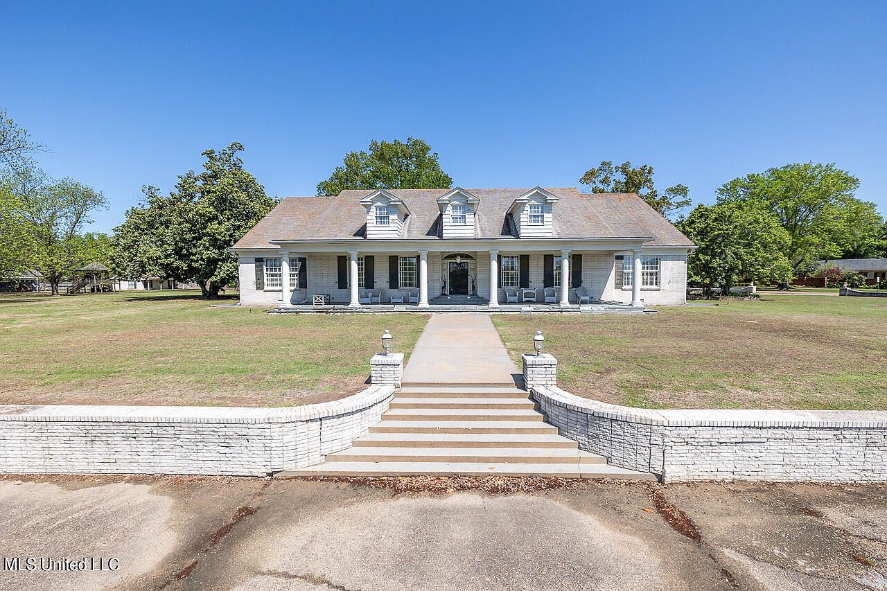 101 Westover Dr, Clarksdale, MS 38614 MLS 4083986 Zillow