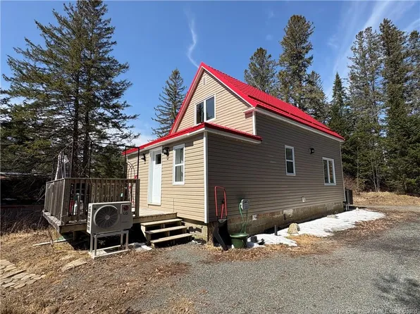 15 Dorn Ridge Rd, Douglas, NB E6L 2T2