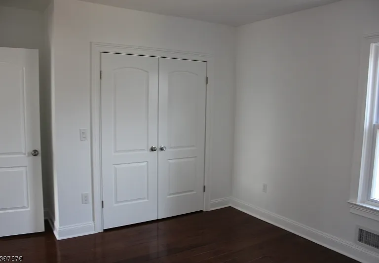 67 N Willow St — Photo 9