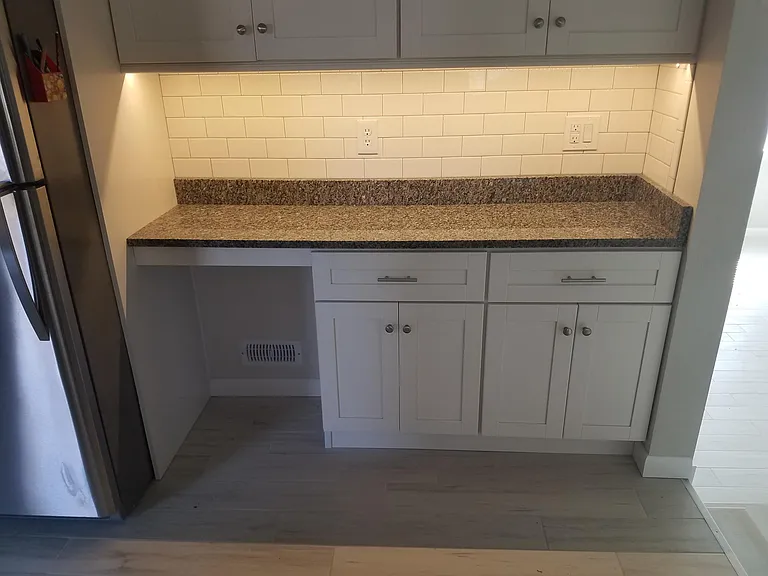 Under cabinet lighting