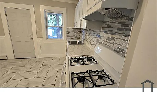 1520 Pembroke St #1L — Photo 28