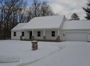 5626 Janis Dr, Oscoda, MI 48750