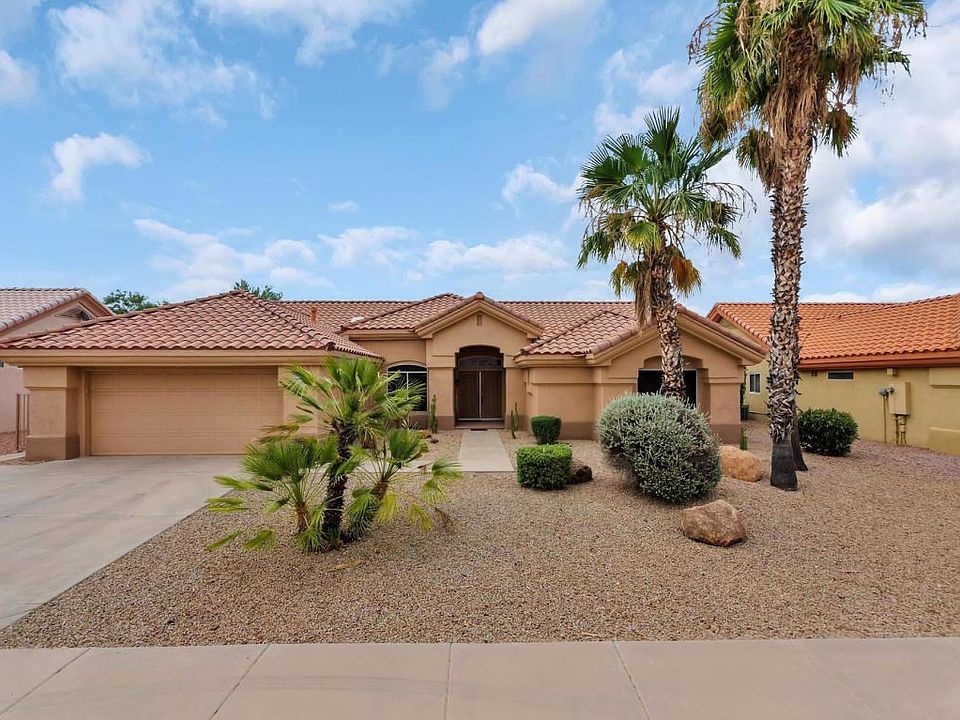 1st image of 16139 W Sentinel Dr
