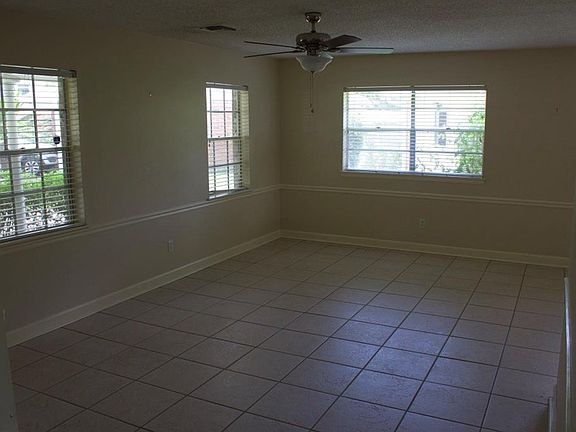 3rd image of 3530 Hyman Pl